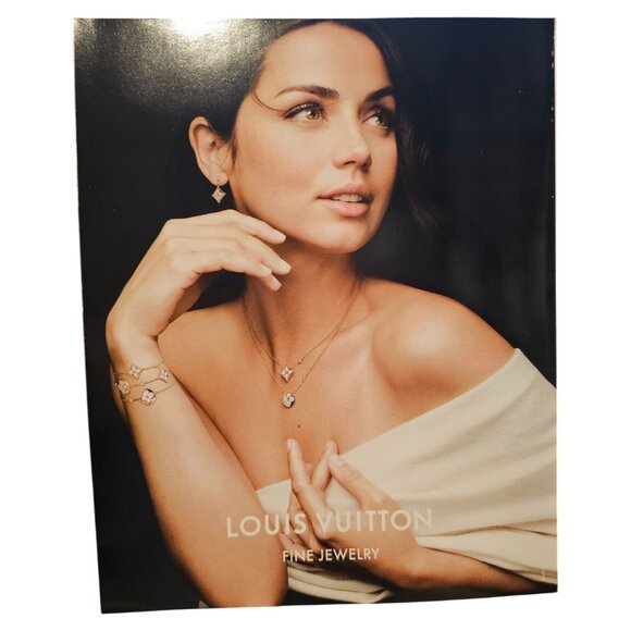 Town & Country Magazine April 2025 Welcome to Fantasy Island State of Union Hair - Picture 2 of 7